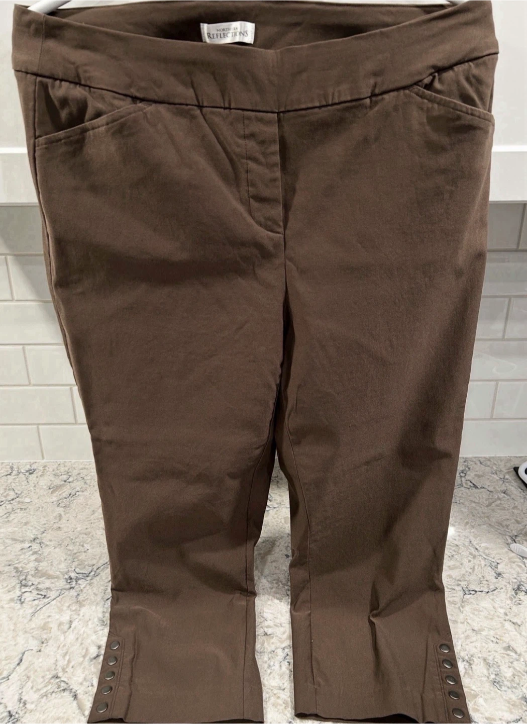 Northern Reflections Women's Brown Dress Capris Pants (Size L)