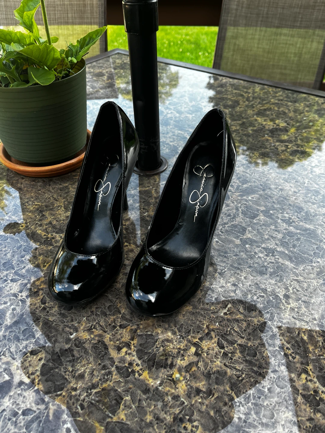 Jessica Simpson Black Patent Pumps
