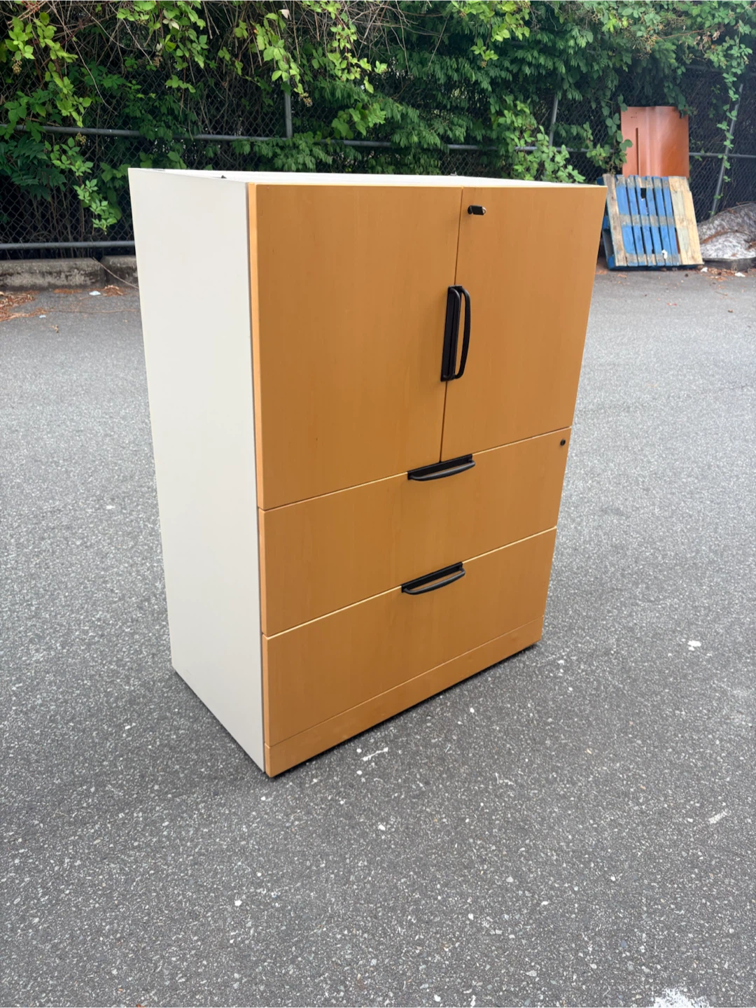 Wardrobe or cabinet - photo 2