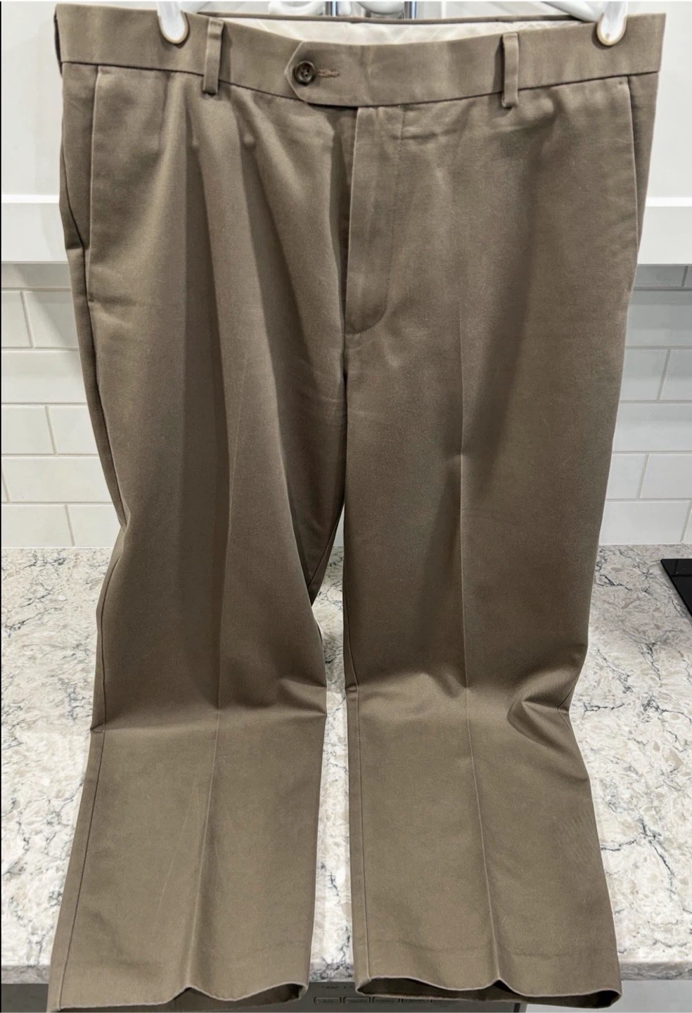 Men’s Khaki Dockers Premium Dress Pants (size 34/30)