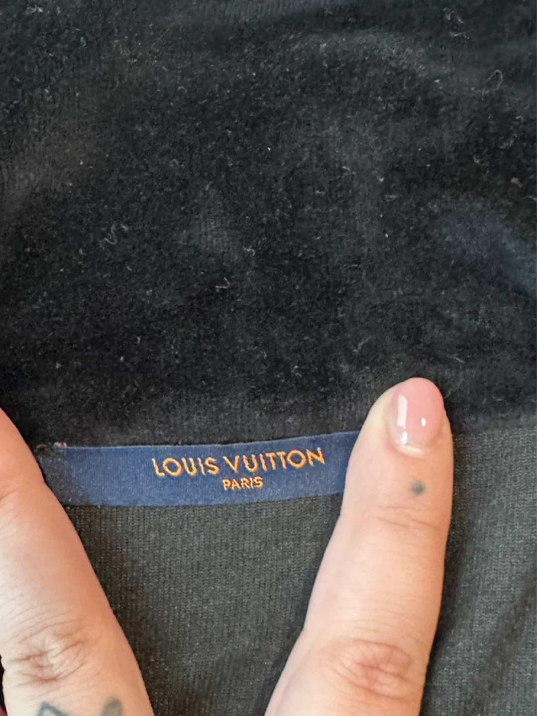 Louis Vuitton Velour Zip-Up Top - Black - photo 5