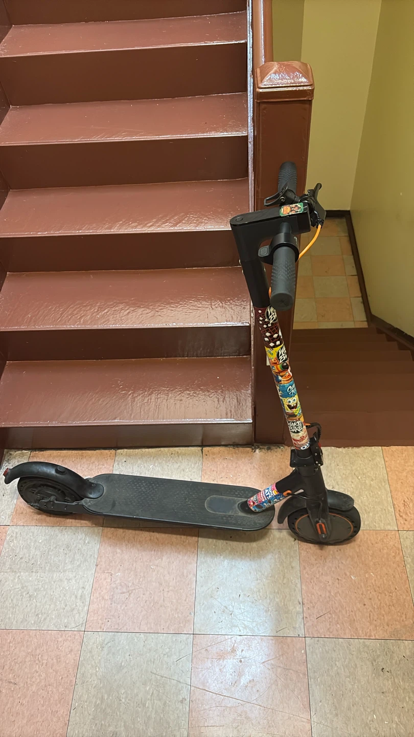 Volpam E-Scooter 21 MPH/KPH - photo 2