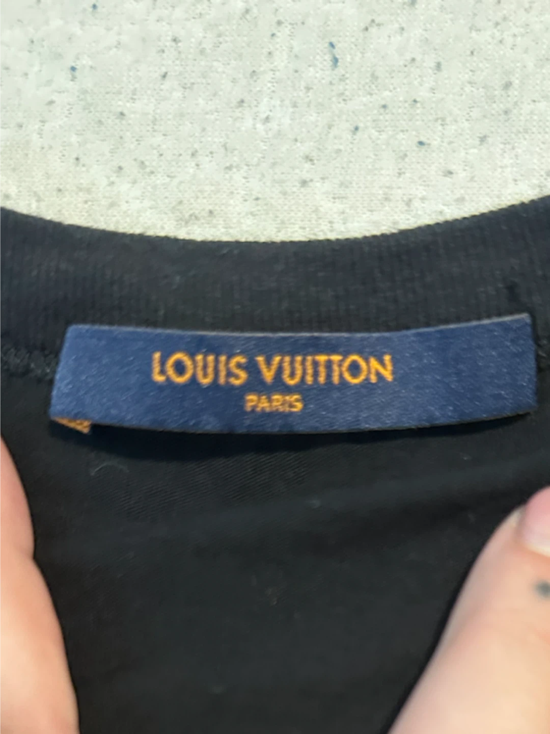 Louis Vuitton Peace and Love T-Shirt Black Size S - photo 2