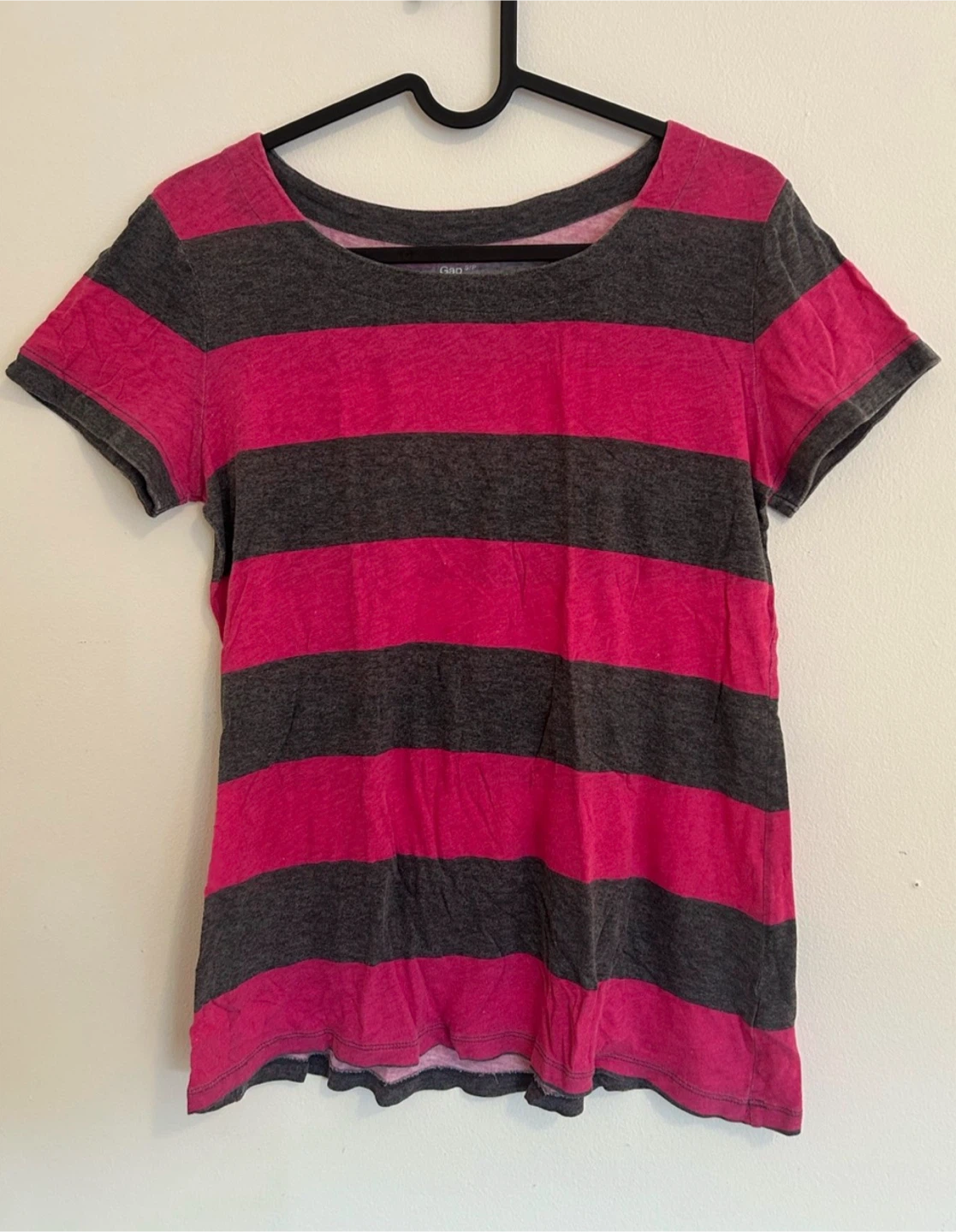 GAP stripped t-shirt