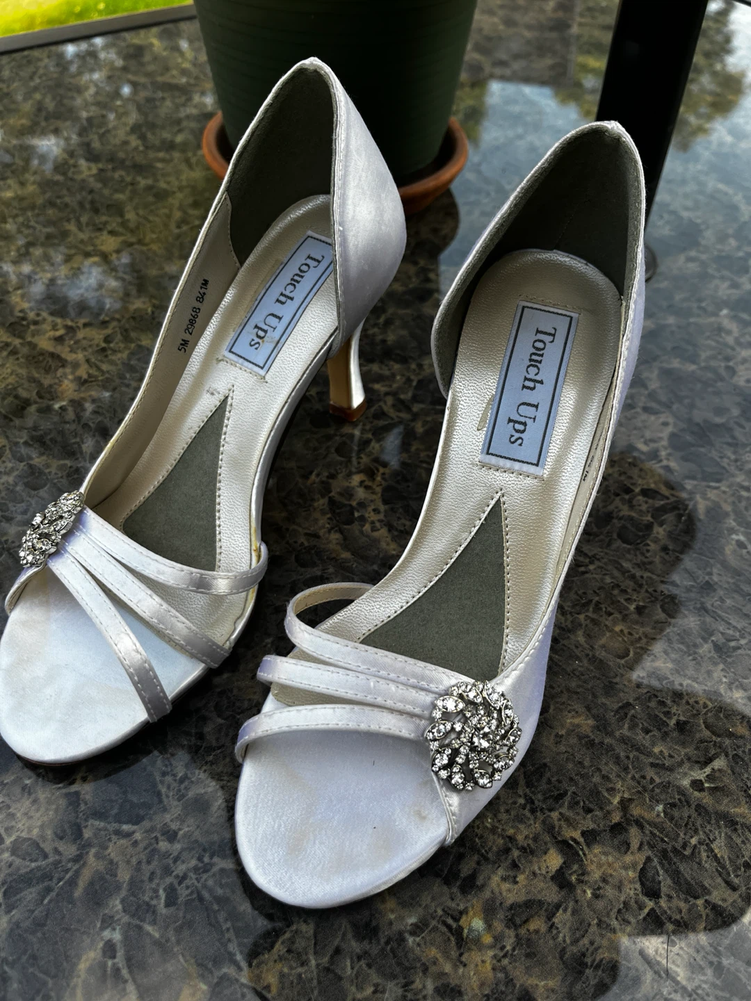 Touch Ups Women's White Satin Heels Size 5M