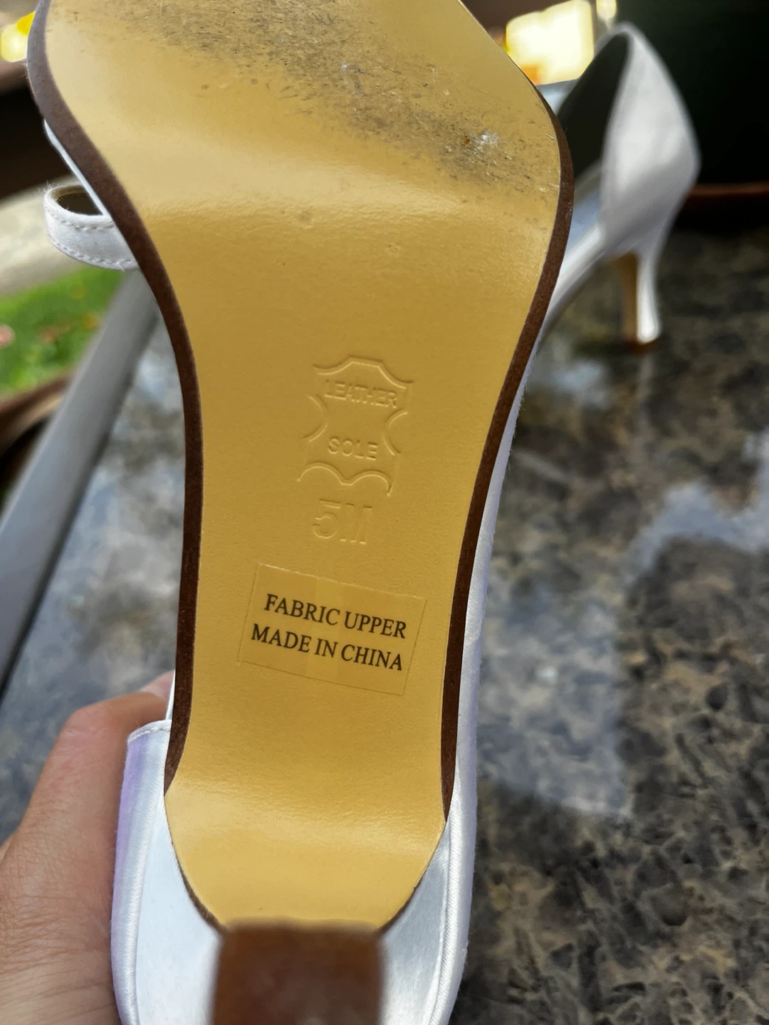 Touch Ups Women's White Satin Heels Size 5M - photo 3