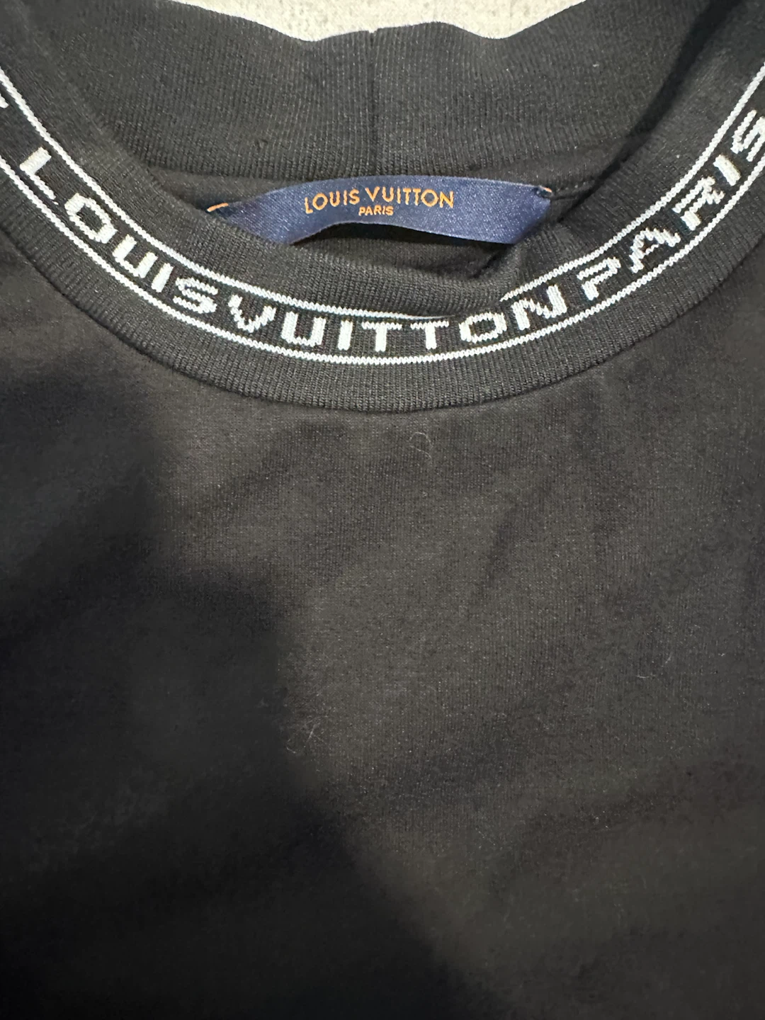Louis Vuitton Black Crewneck Sweatshirt - photo 2