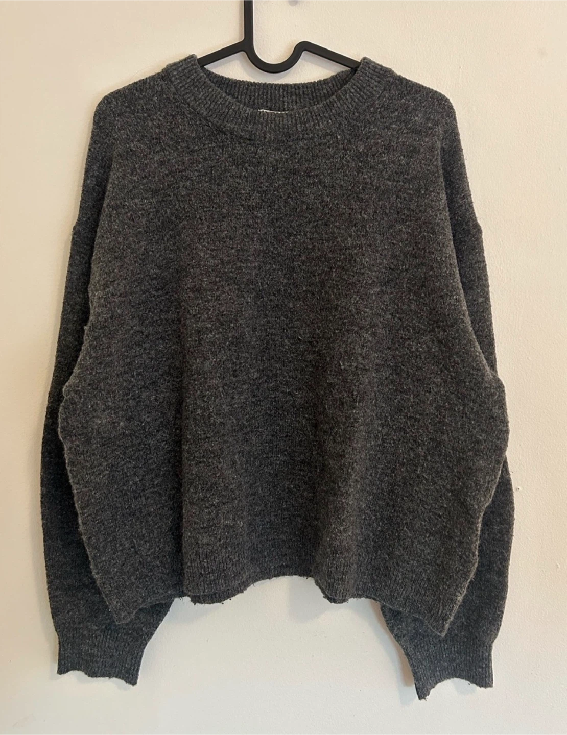 H&M grey sweater