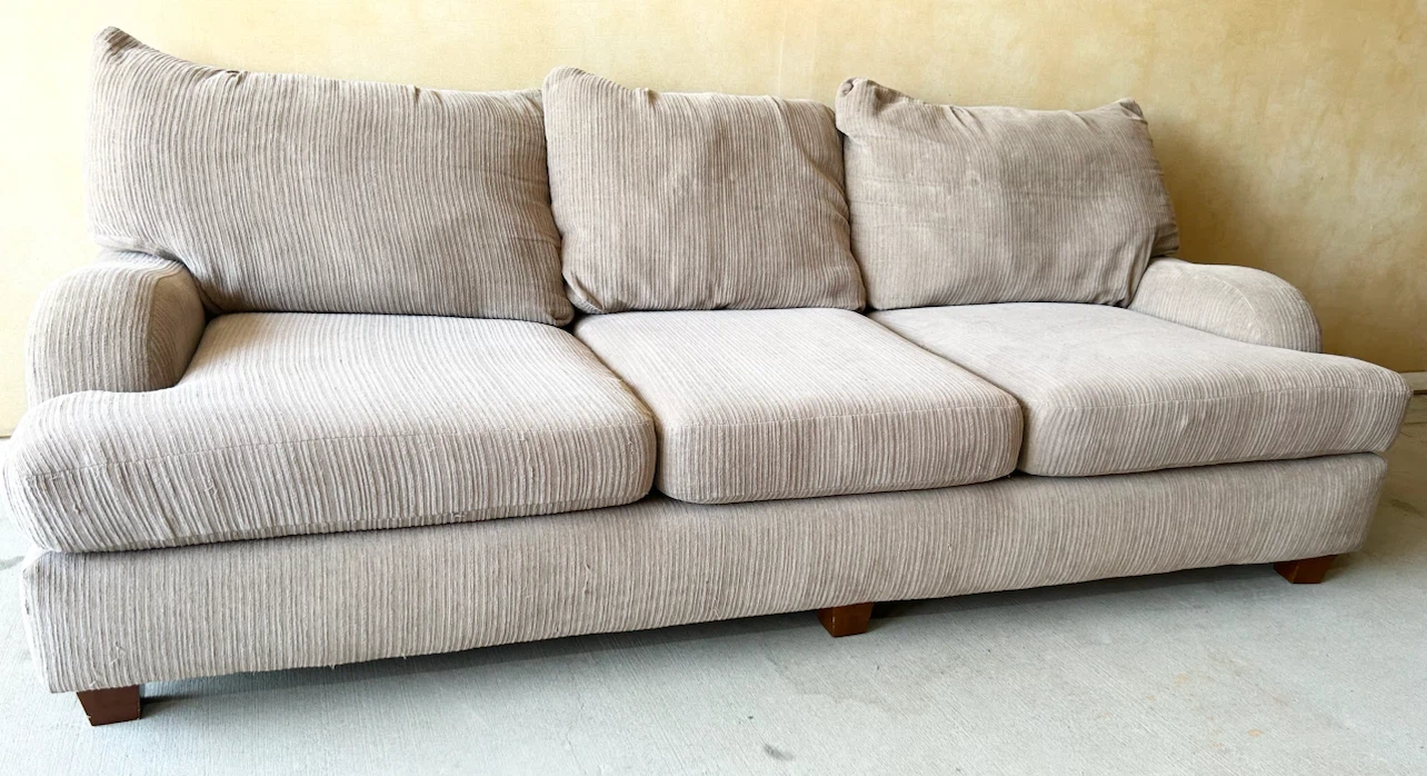 DELIVERY AVAILABLE! XL FABRIC SOFA + LOVESEAT FOR $350! - photo 3