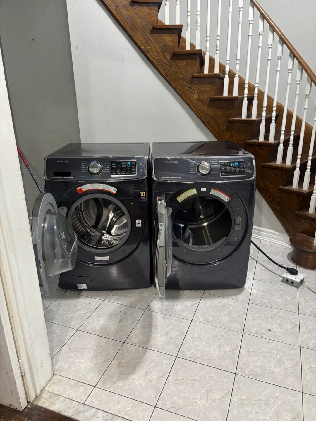 Like NEW SAMSUNG washer dryer can DELIVER - photo 3