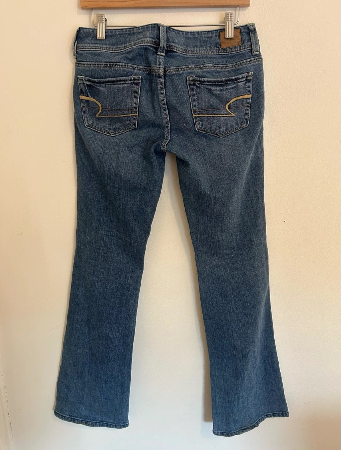 American Eagle Distressed Low Rise Bootcut Heans - photo 3