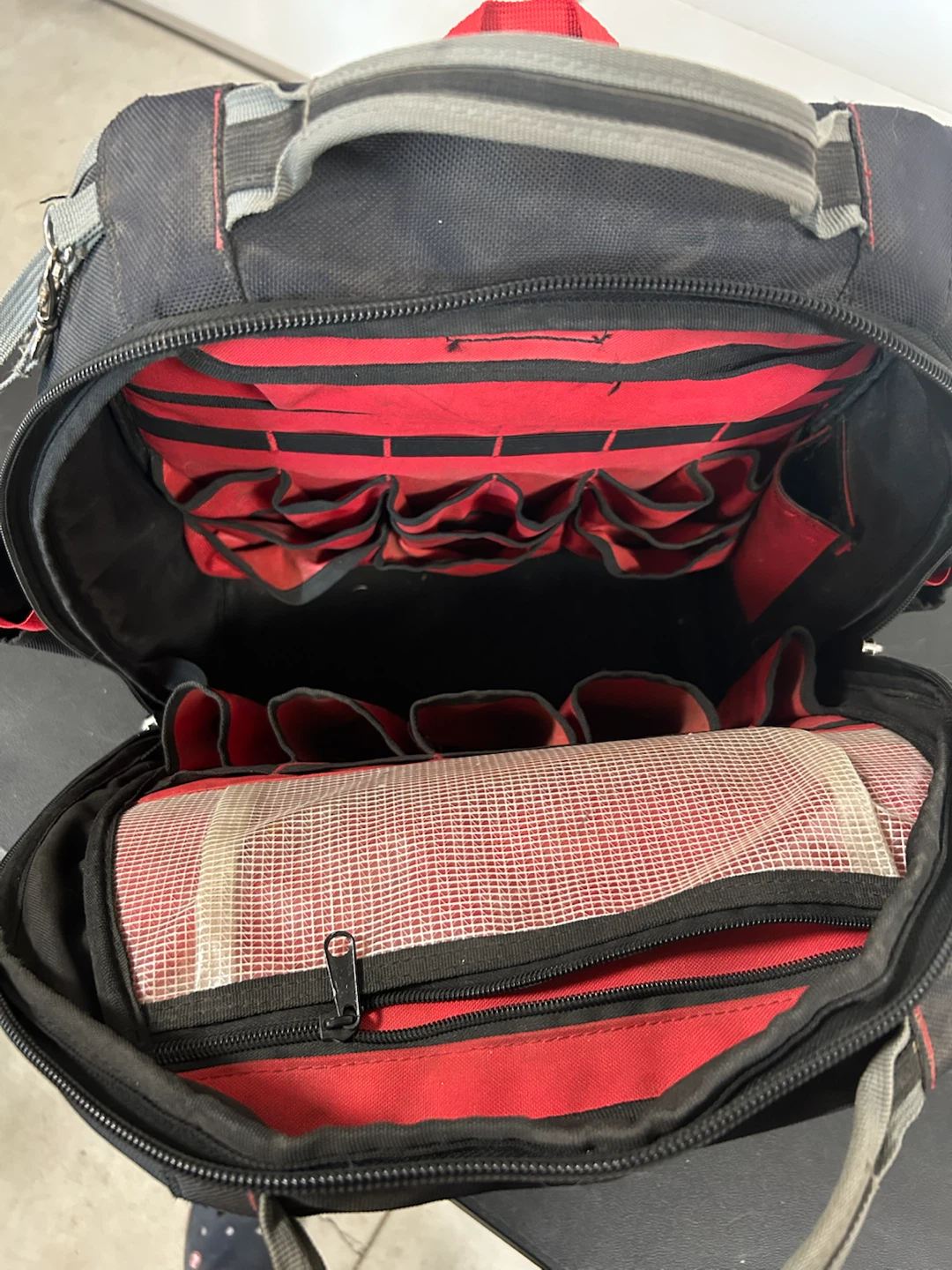 Milwaukee Ultimate Jobsite Backpack - photo 3