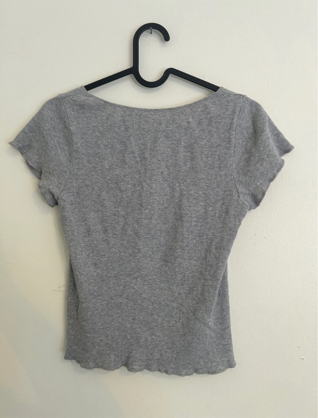 Brandy Melville Grey T-Shirt - photo 3