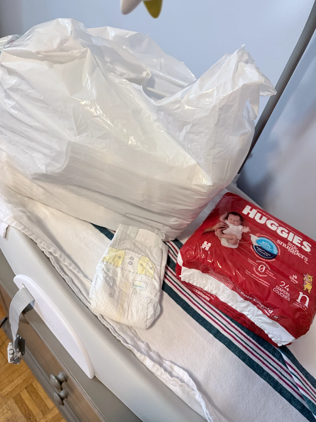Diapers - N/B & Size 1 - photo 3