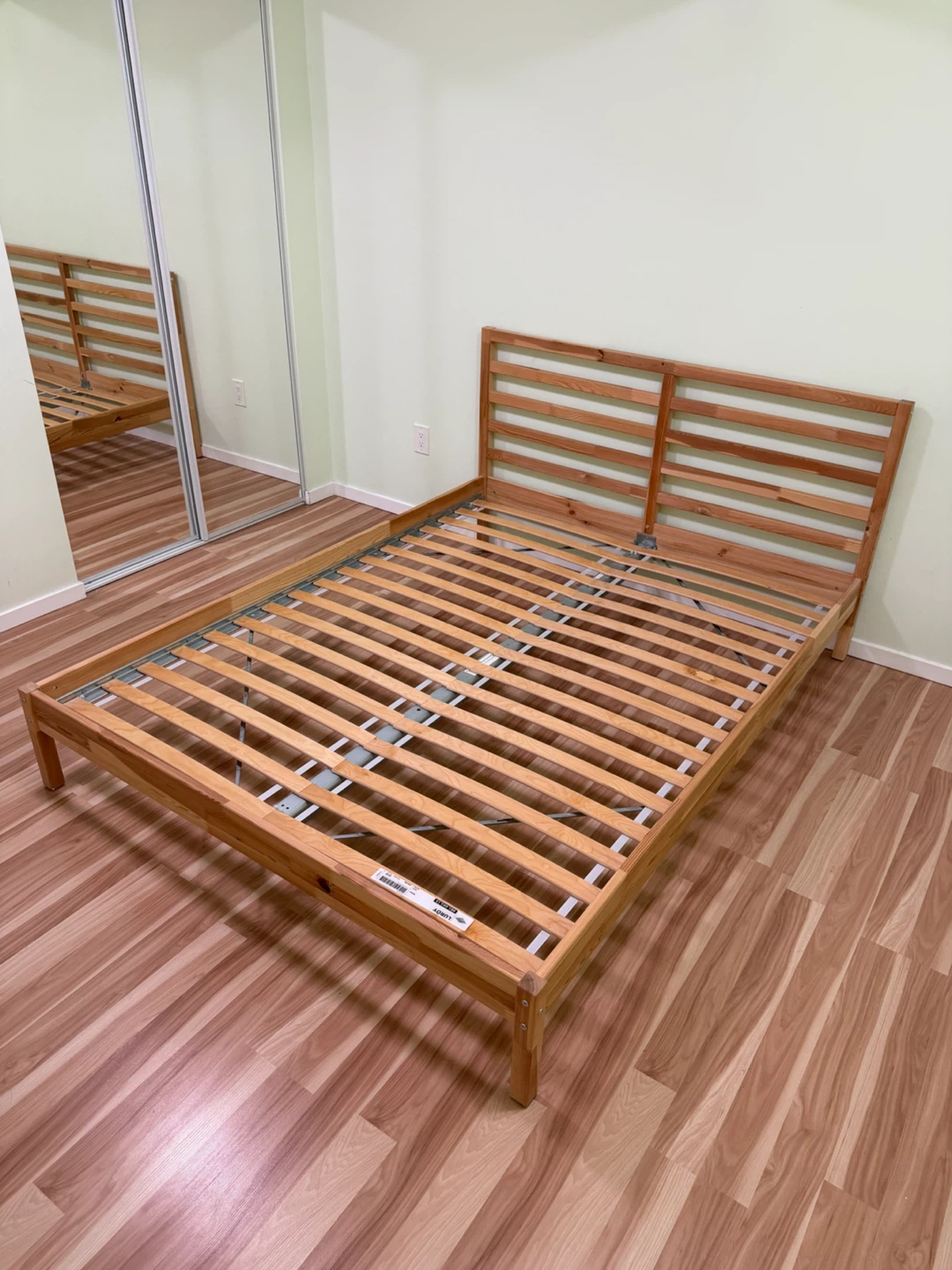 🛏️ Ikea Queen TARVA Bed Frame & LUROY Bed Slats