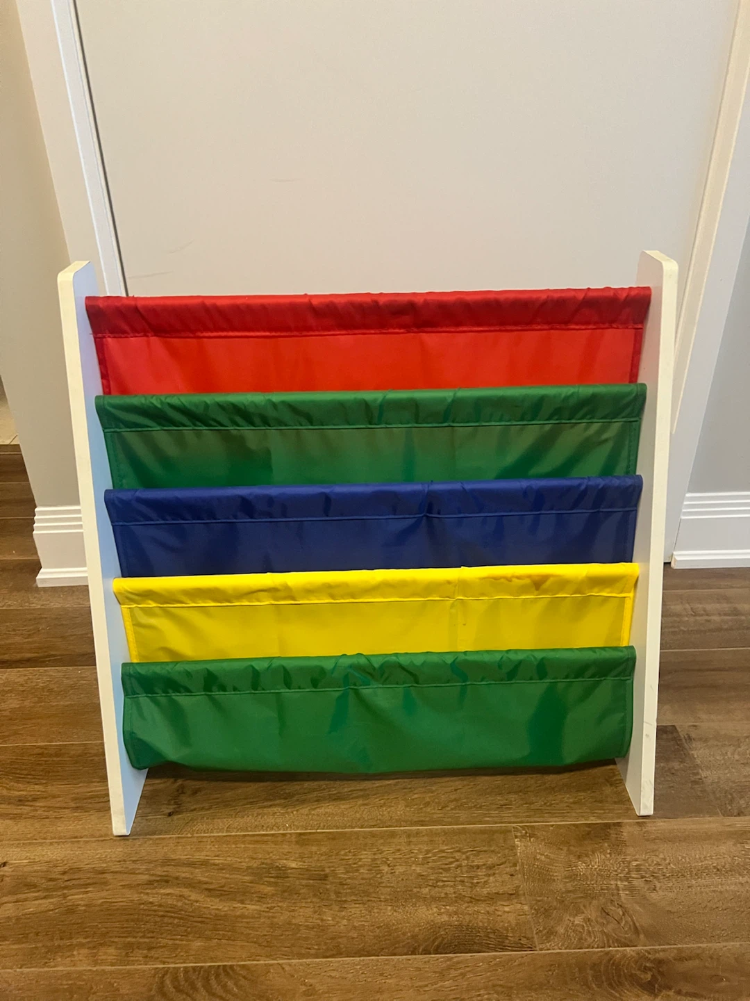 Children’s Book Shelf