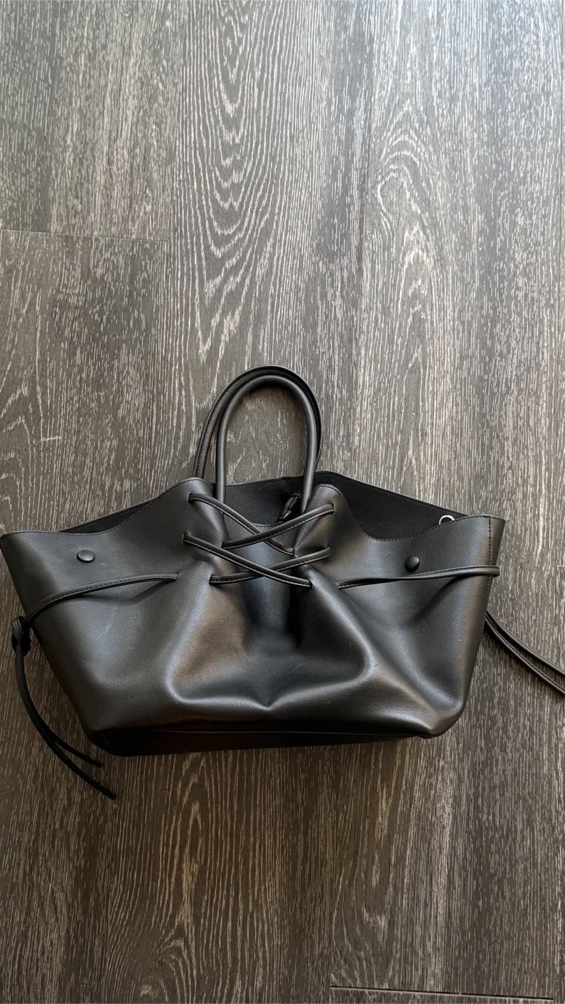 IU BALLET STUDIO Tote Bag - photo 3