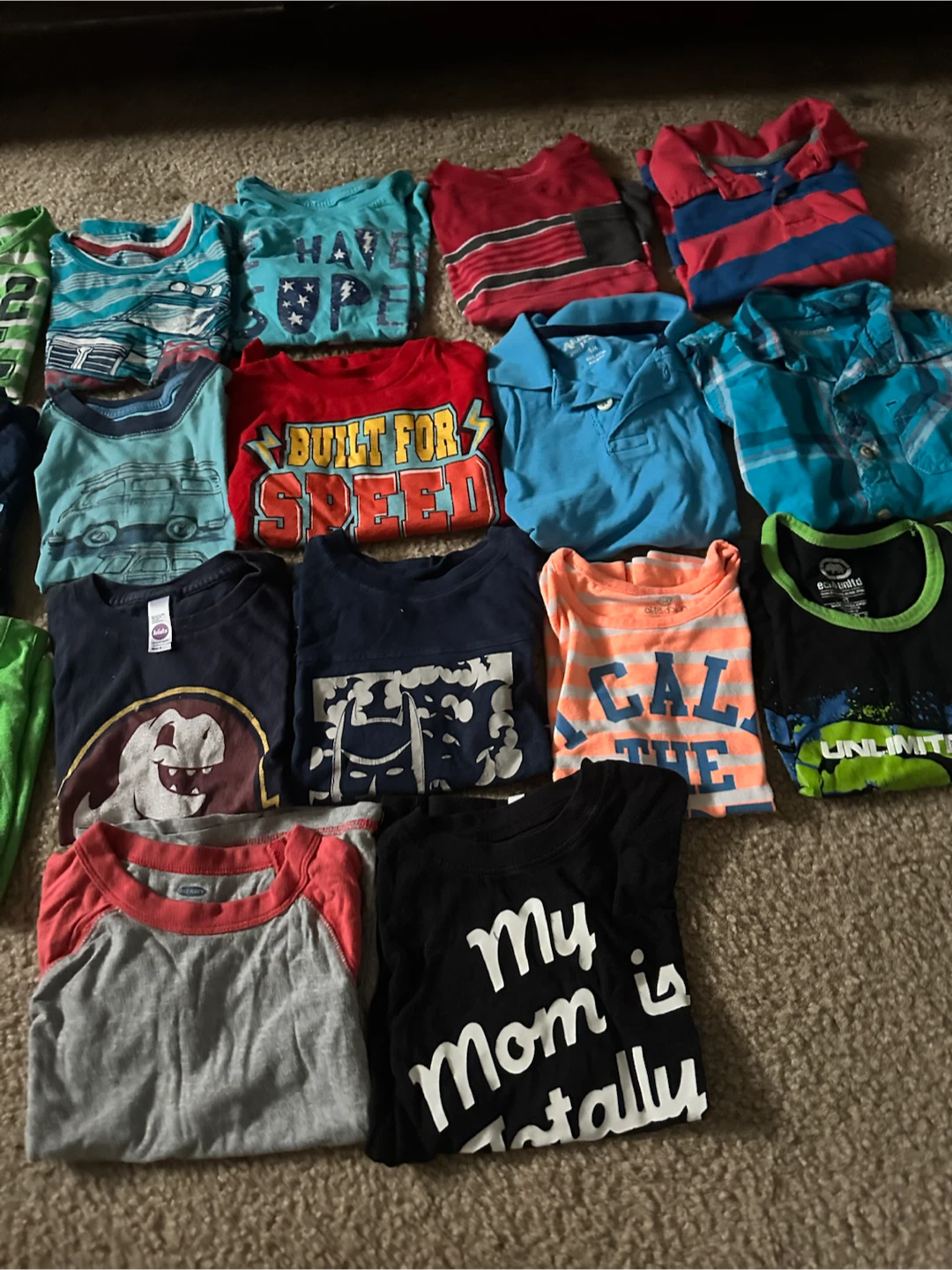 17 Assorted Boys T-Shirts size 4