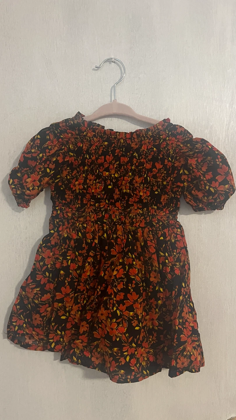 babyGap Floral Smocked Dress - Size 2T