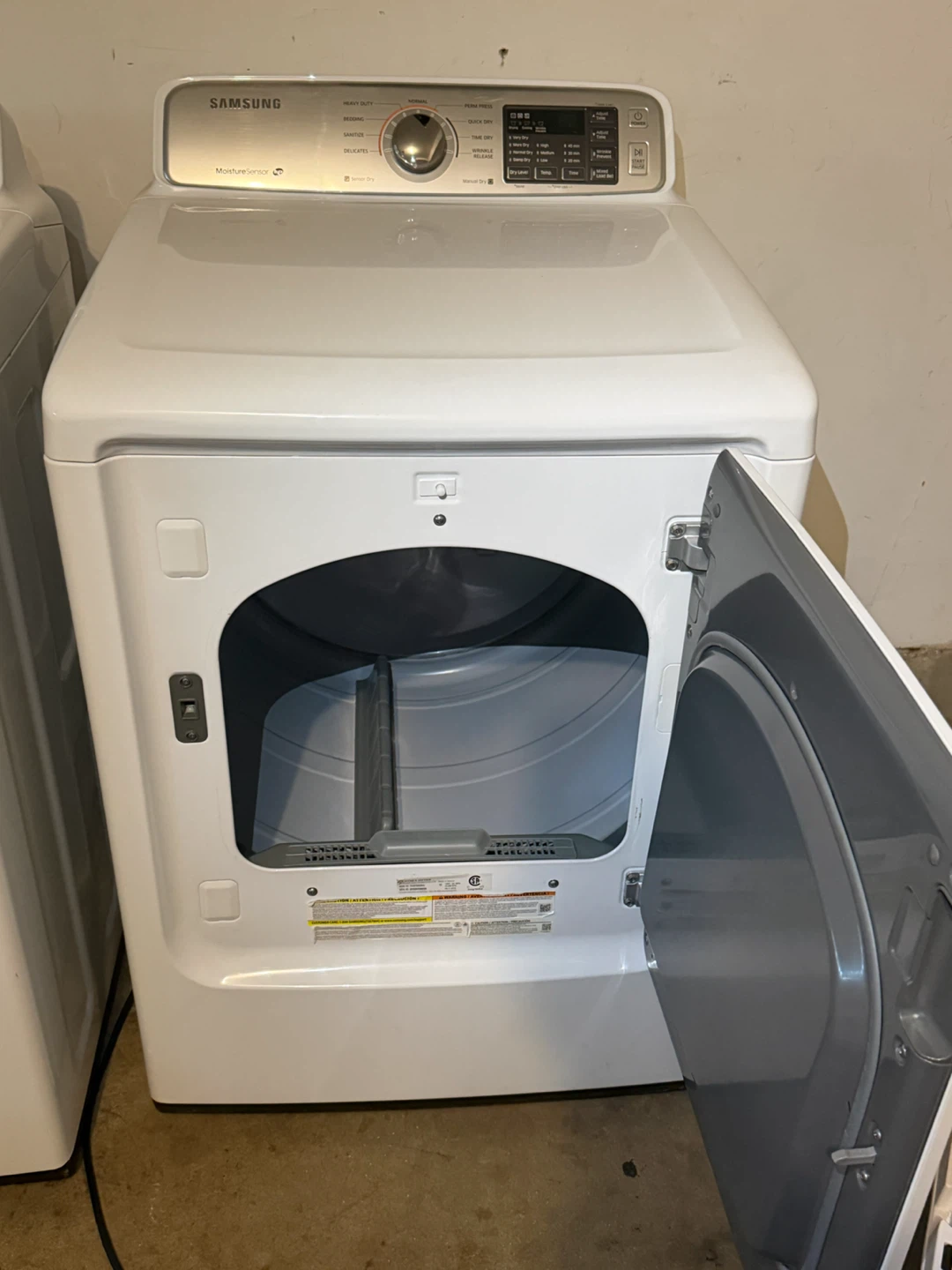 Samsung Electric Dryer - photo 2