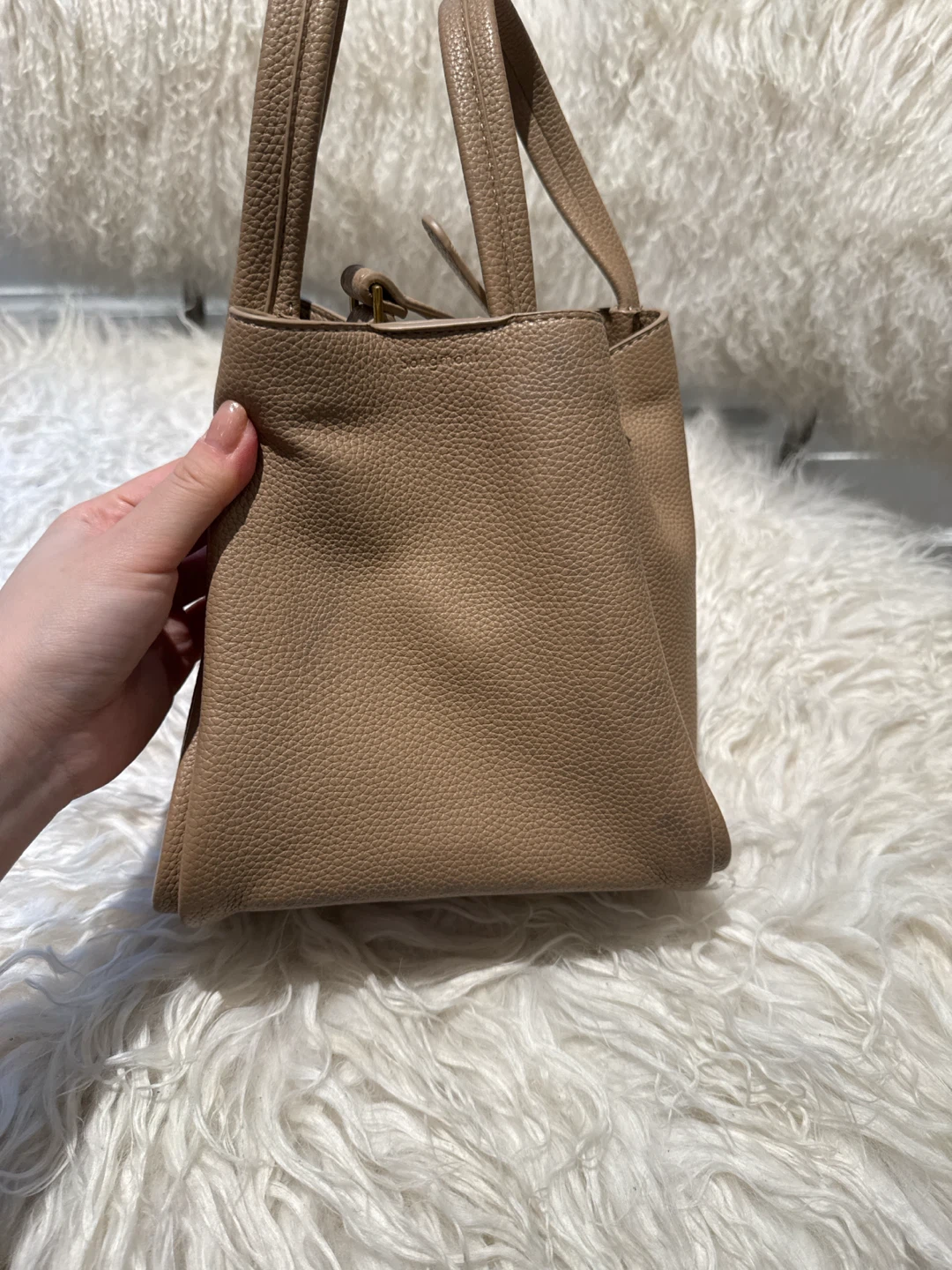 Designer Songmont Tan pebbled leather bucket bag - photo 5