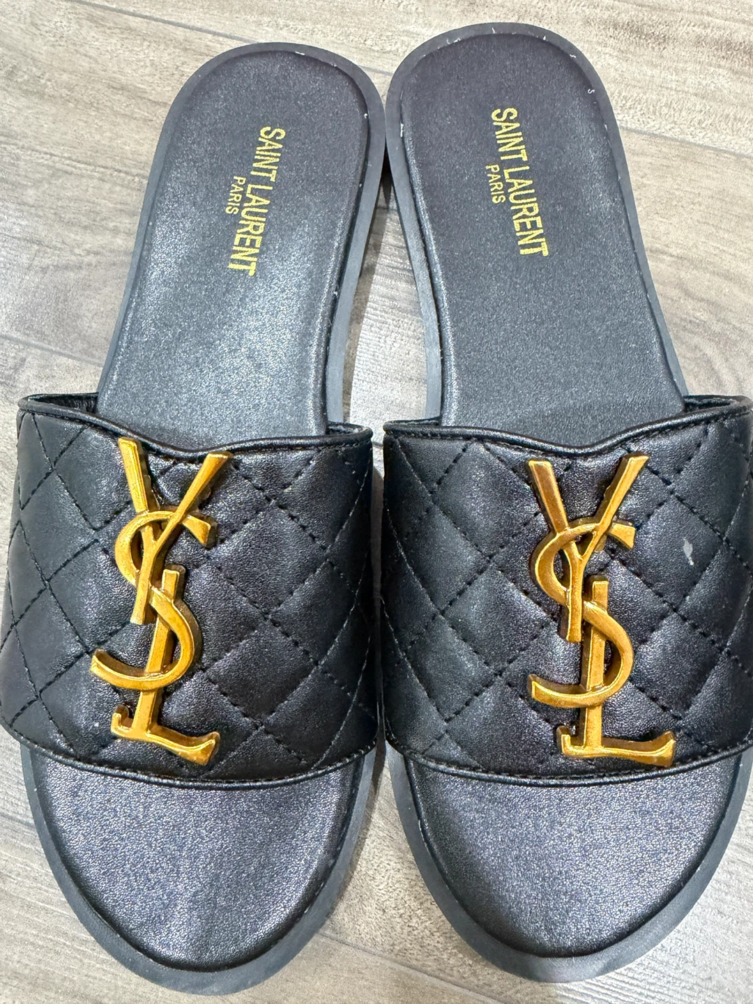 Women’s sandals