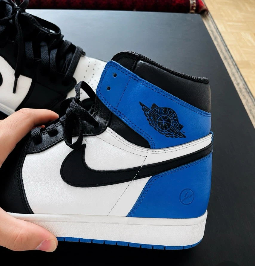 Air Jordan 1 High OG 'Reverse Royal' Sneakers - photo 2