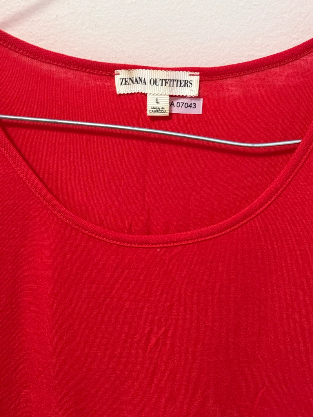 ZENANA OUTFITTERS Red T-Shirt Size L - photo 2
