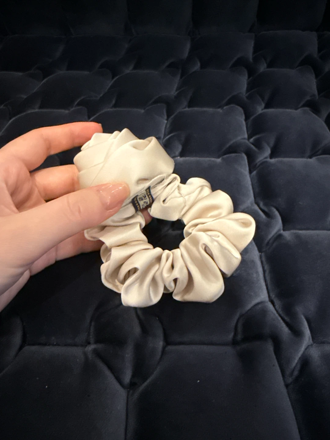 New Silk Rose Scrunchie - photo 2