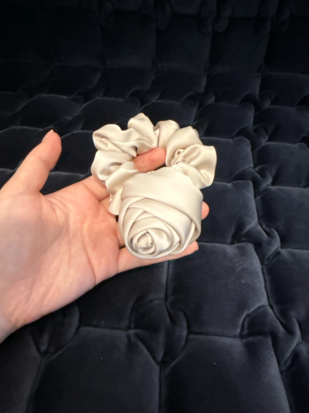 New Silk Rose Scrunchie - photo 3
