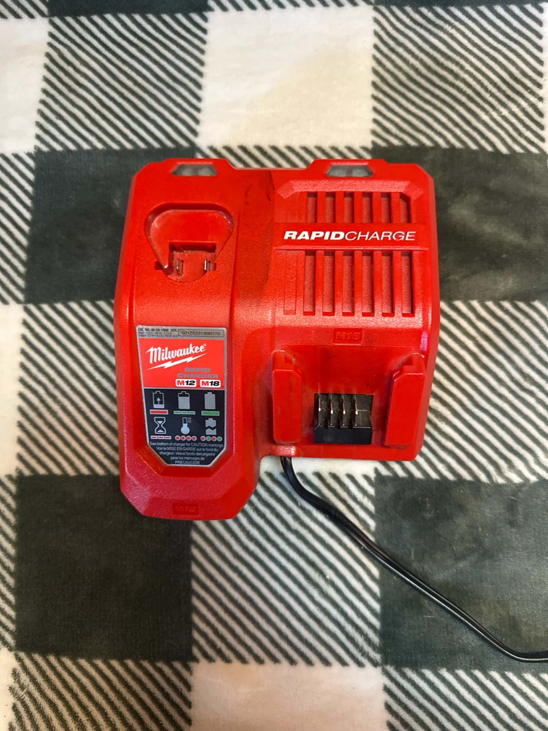 Milwaukee M12 & M18 Rapid Charger
