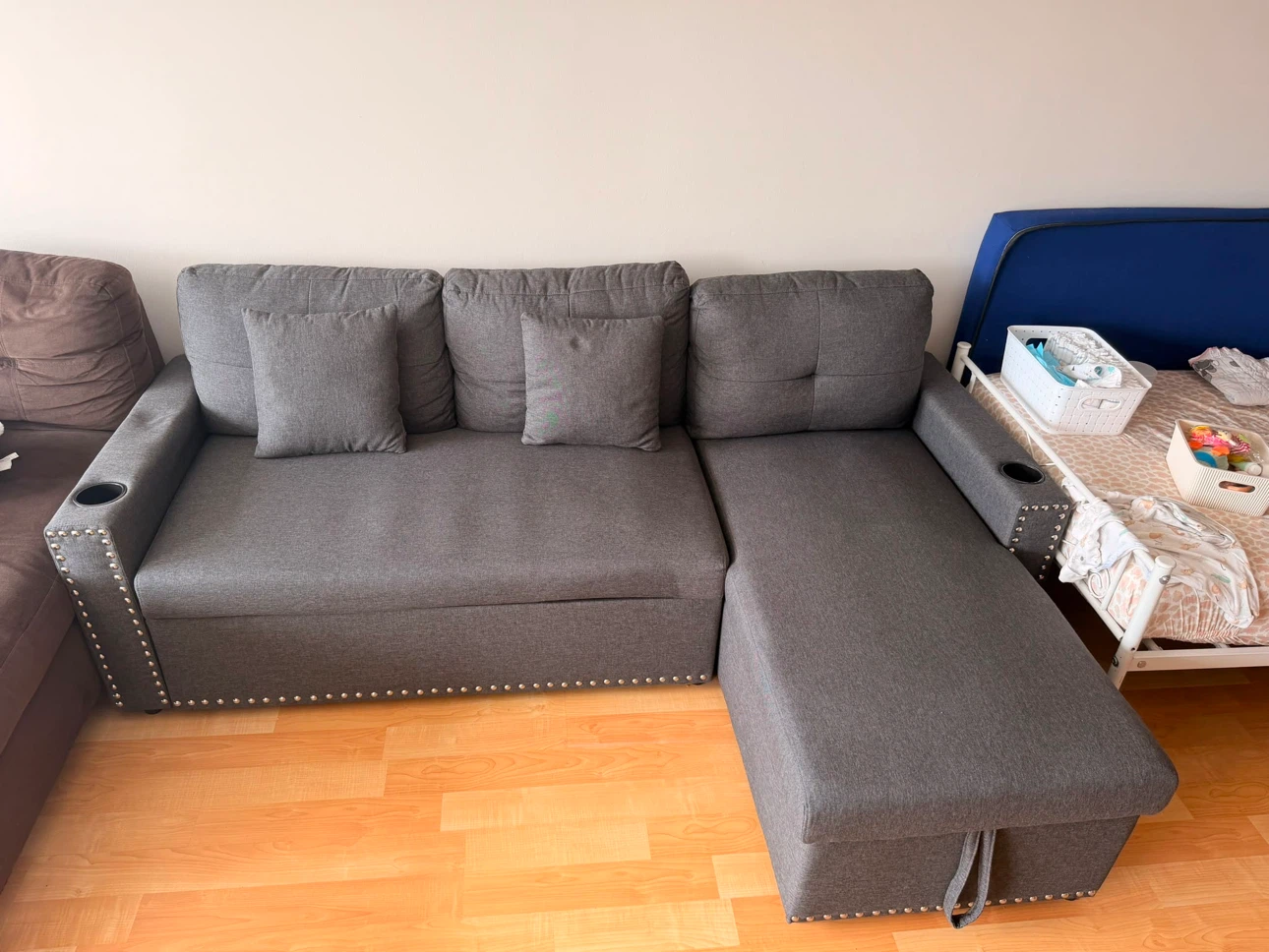 Gray Sectional Pull out Sofa with Storage