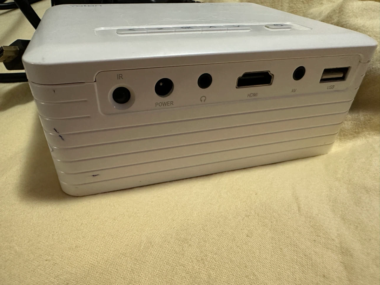 Yoton Mini Projector (Ad up = Available) - photo 3