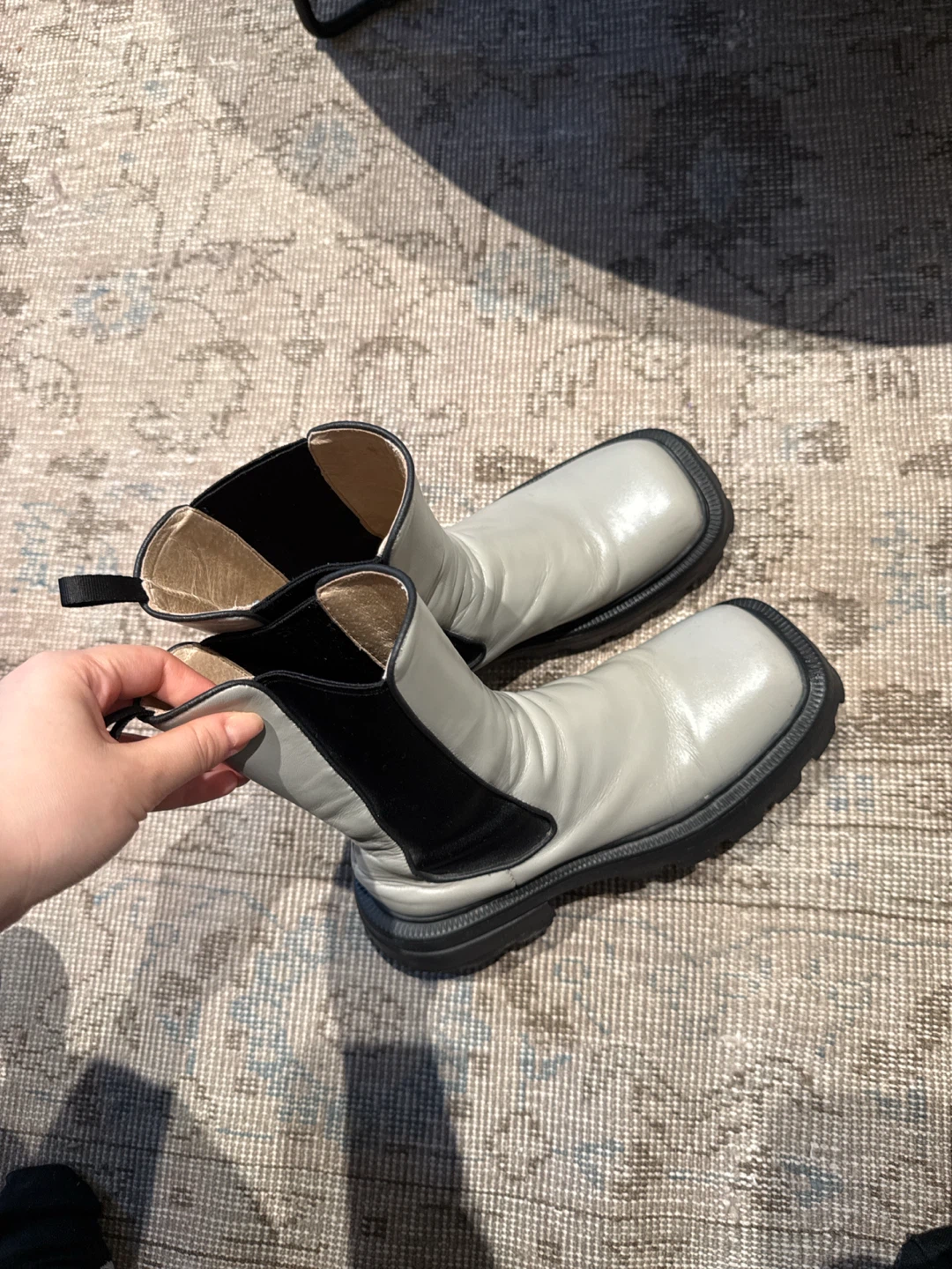 Real leather Light Grey Chelsea Boots