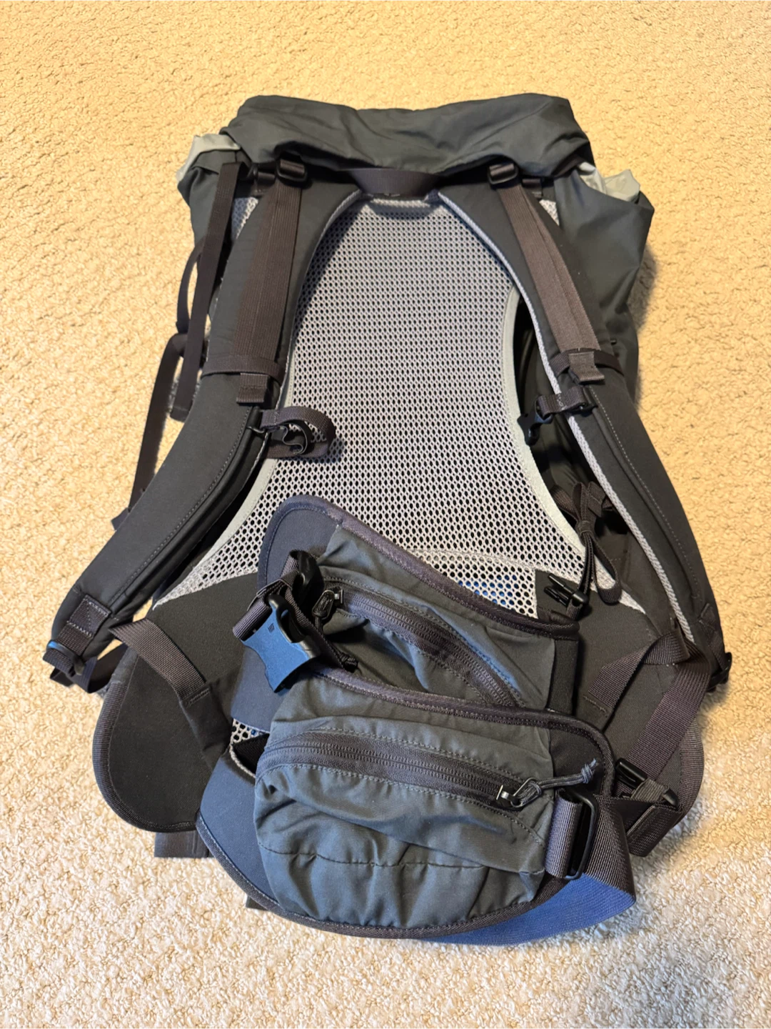Fjällräven Abisko 35 Backpack - photo 3