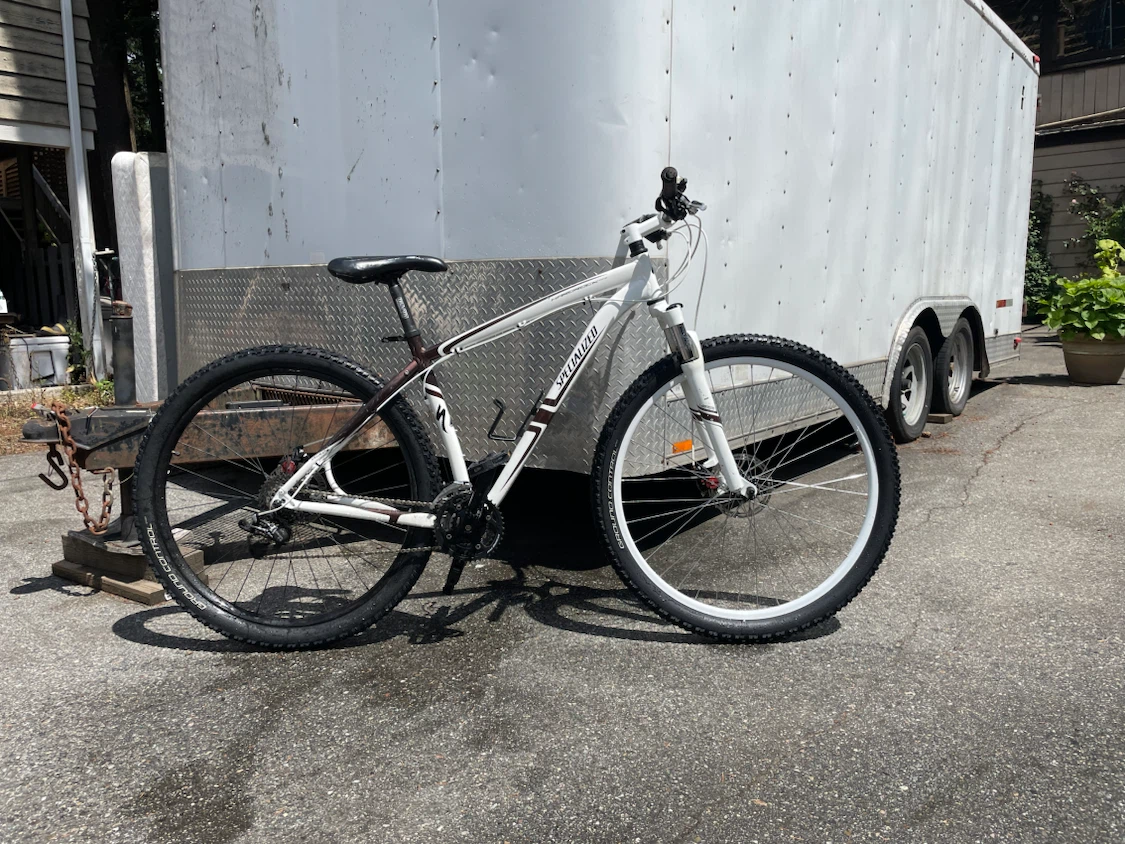 Specialized Hardrock Sport 29 Mountain Bike