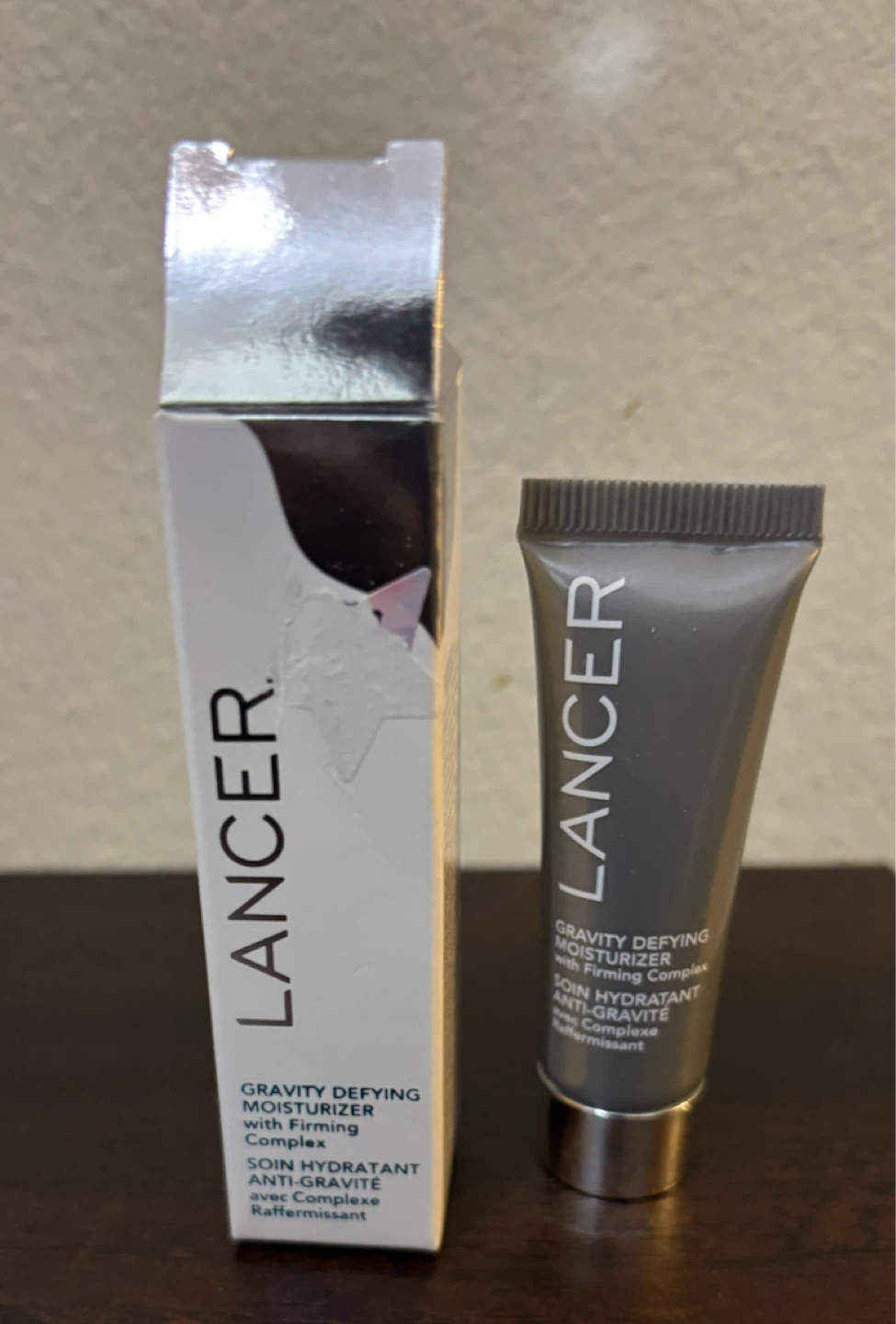 NEW-LANCER Gravity Defying Moisturizer with Firming Complex