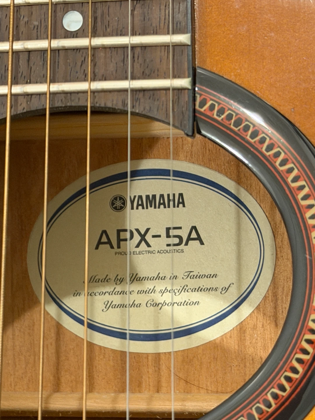 Yamaha APX-5A Acoustic Electric Guitar with Case - photo 3