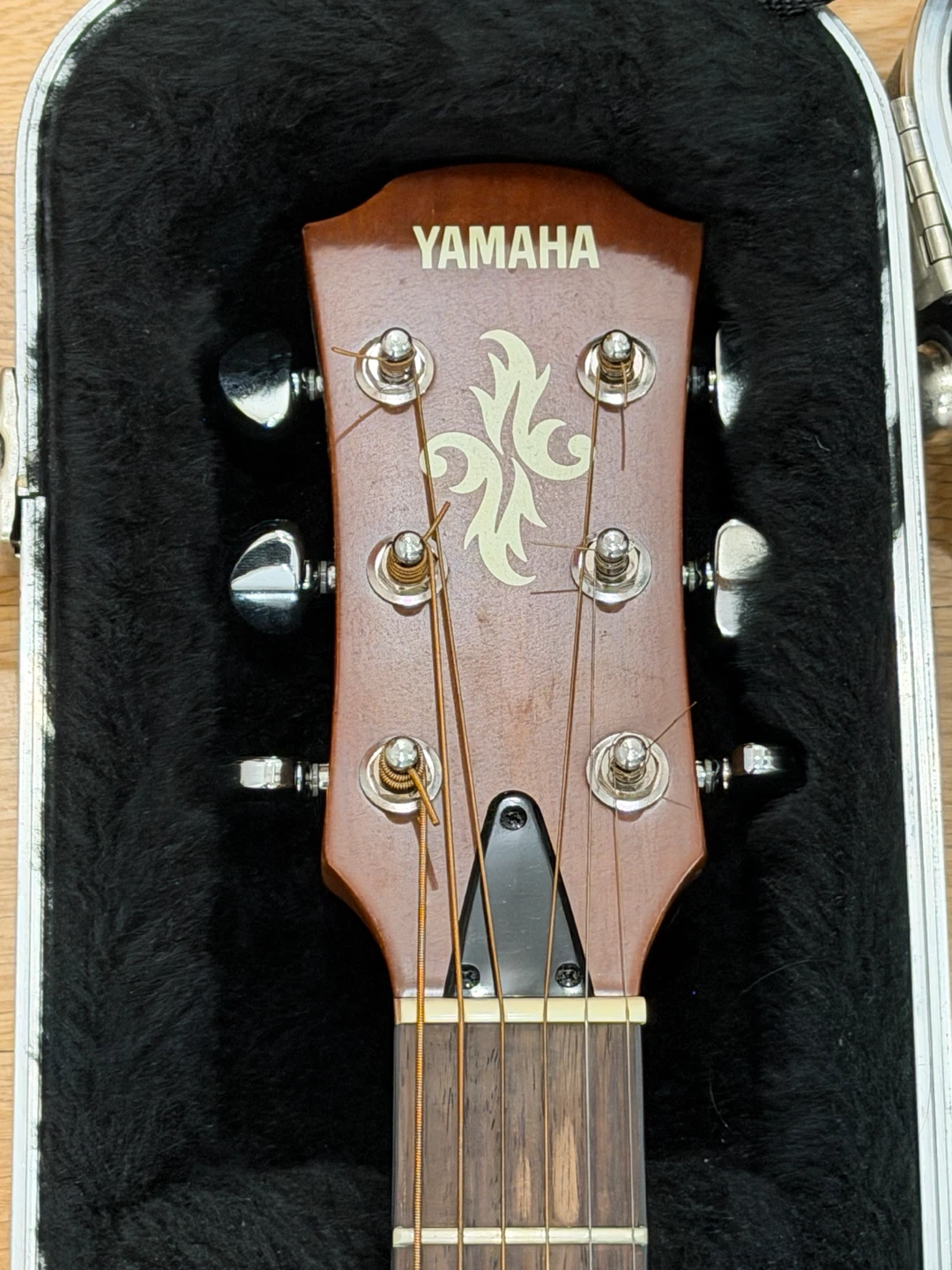 Yamaha APX-5A Acoustic Electric Guitar with Case - photo 4