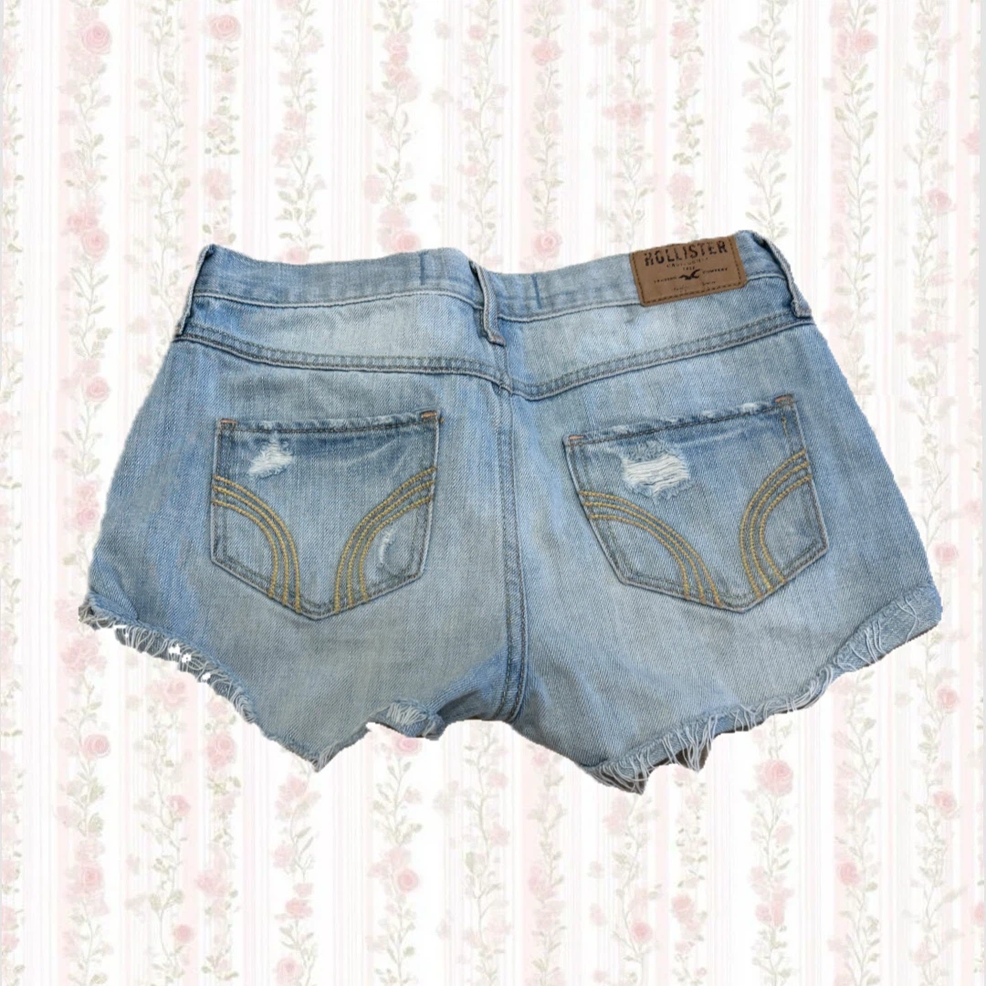 Hollister Y2K shorts with rhinestone - photo 2