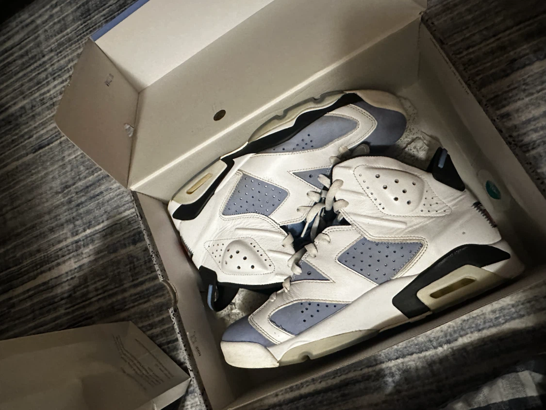 Jordan 6 unc blue - photo 2