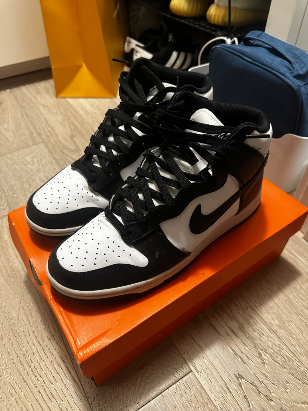 nike dunk high panda
