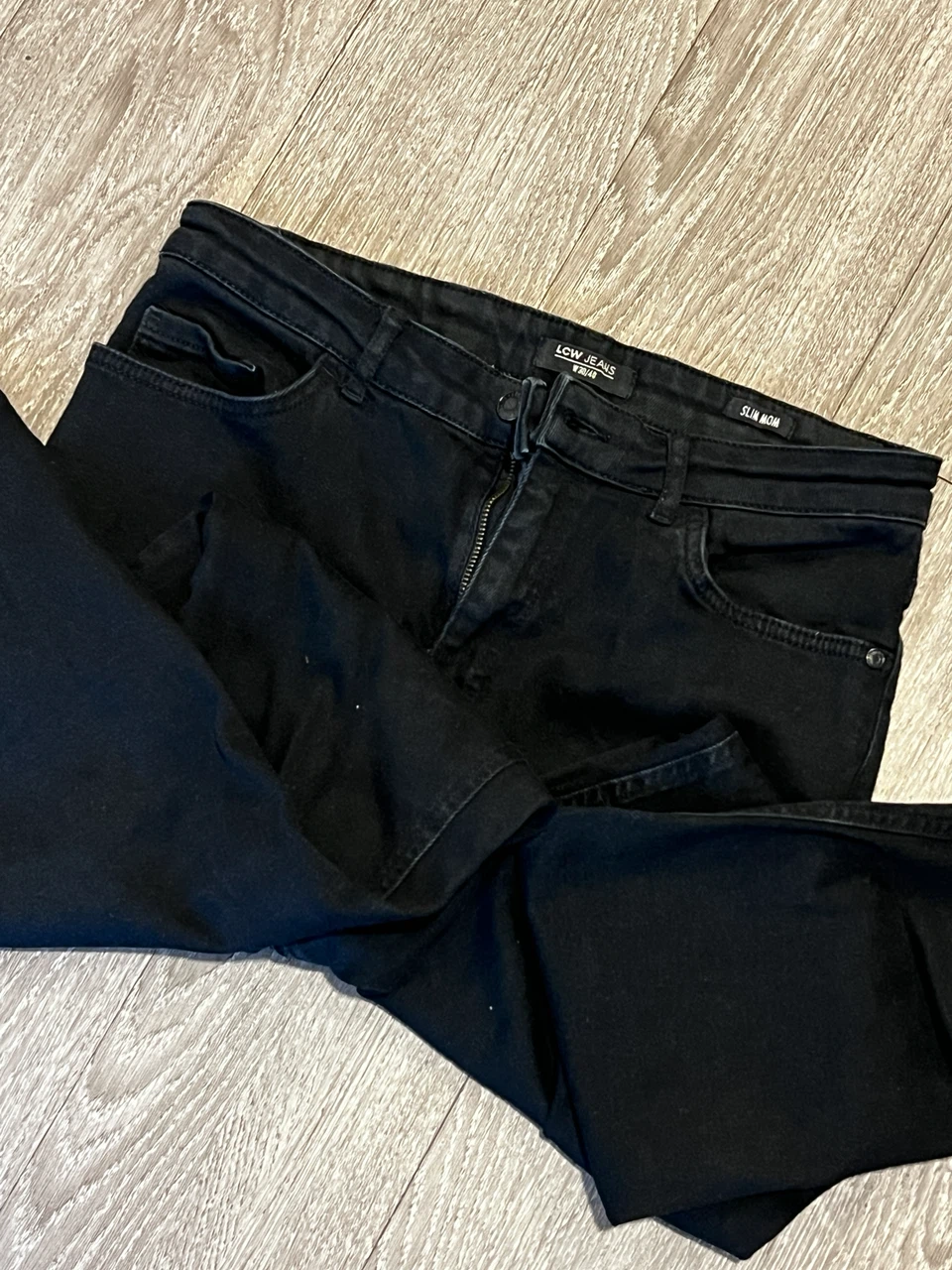 LCW Jeans Black Slim Mom Jeans Size 30/40