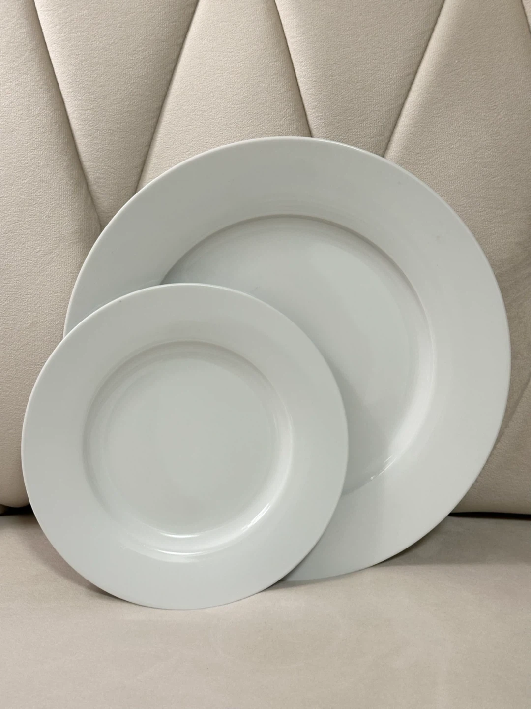 White Dinner Plates and Bowls Set - photo 3