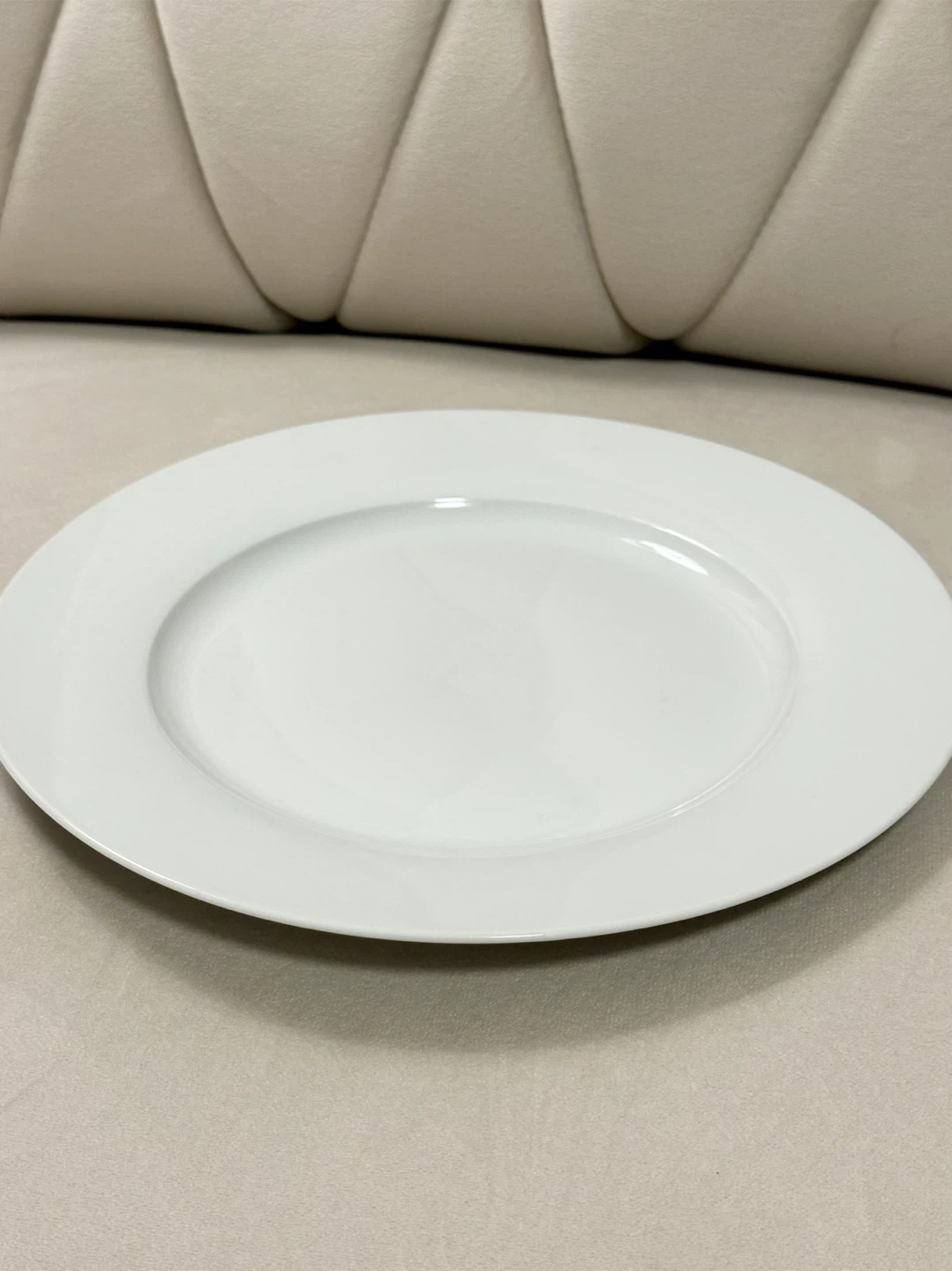 White Dinner Plates and Bowls Set - photo 4