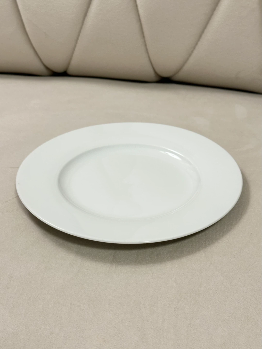 White Dinner Plates and Bowls Set - photo 5