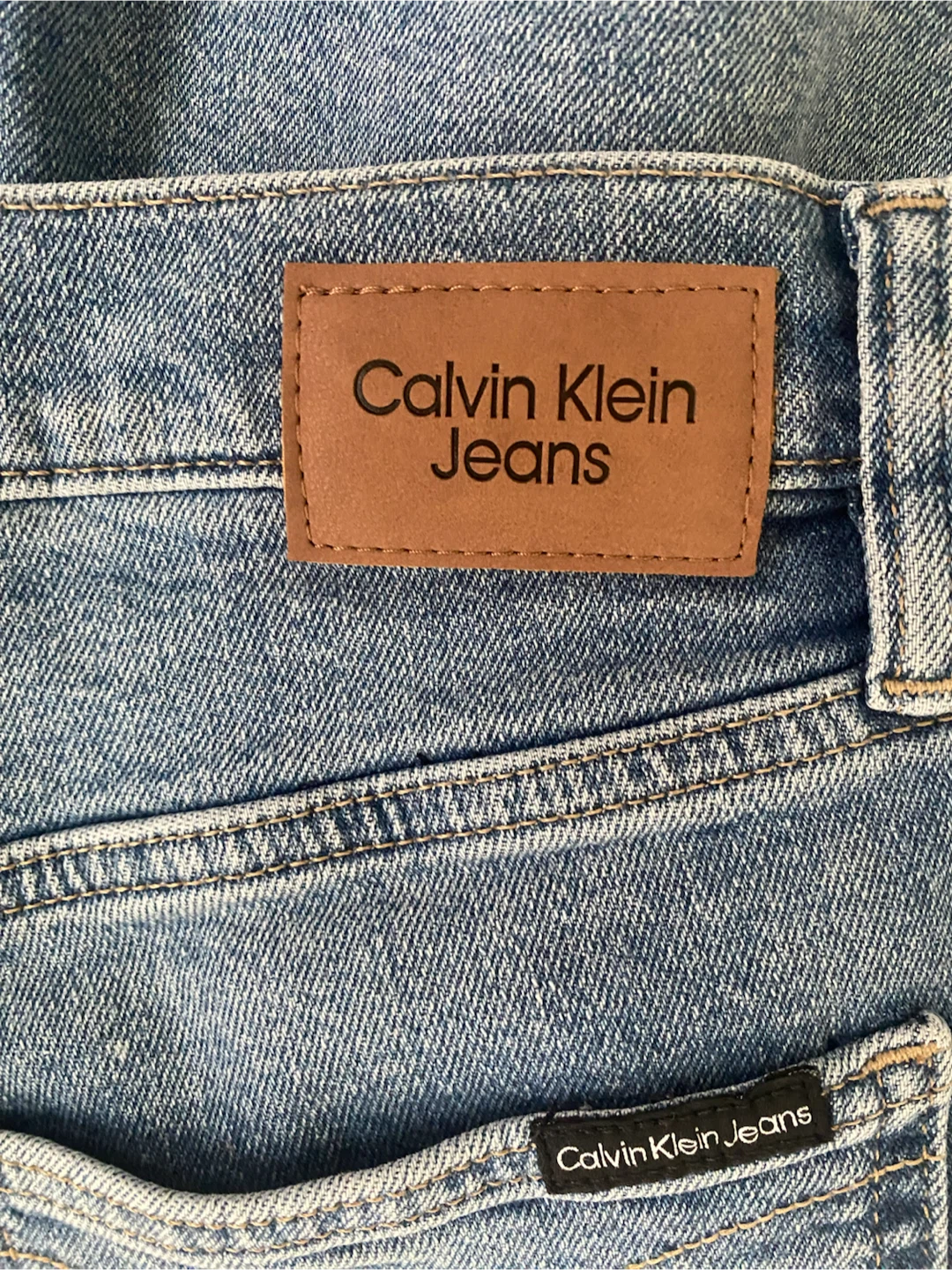 Calvin Klein Jeans Denim Shorts Size 24 - photo 3
