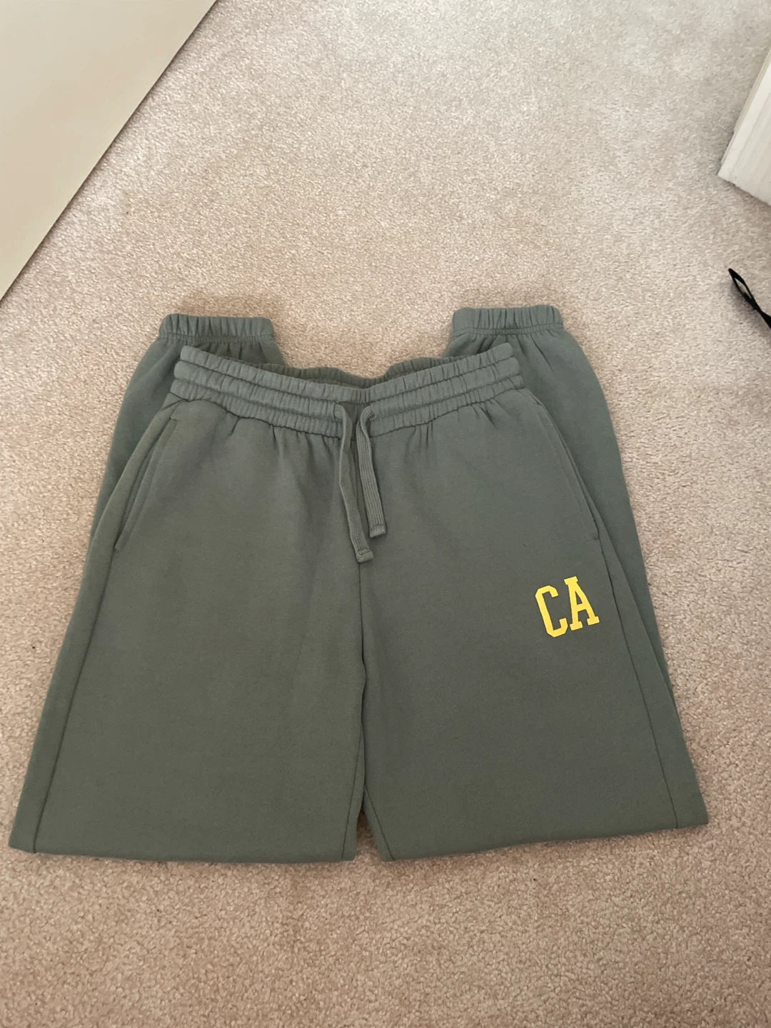 Cuffed Sweatpants size M - photo 2