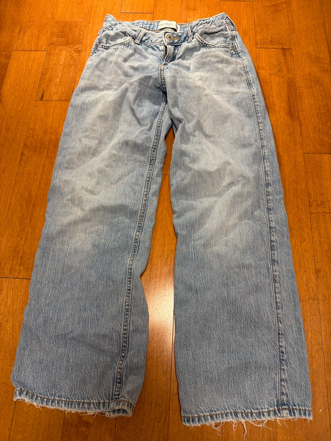 Abercrombie Outfitters Women's Wide Leg Jeans