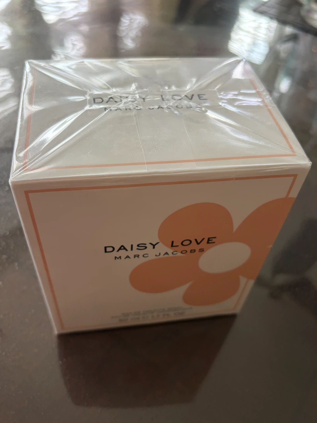 Brand New Marc Jacobs Daisy Love Eau de Toilette Spray 50ml - photo 2